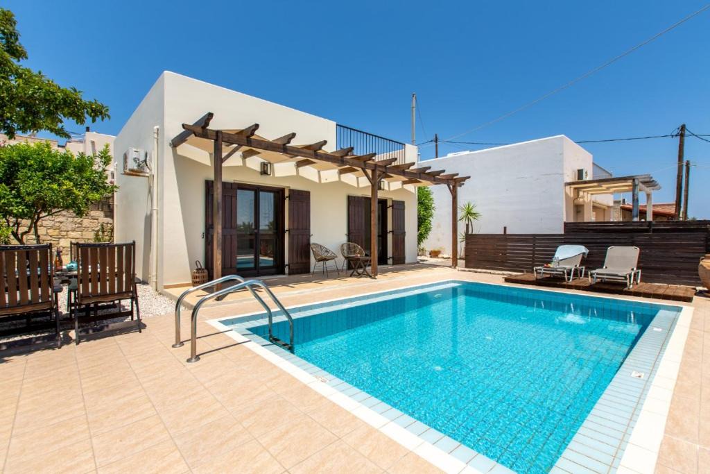 Kolymbari Villa | Villa Henry Darmarohori