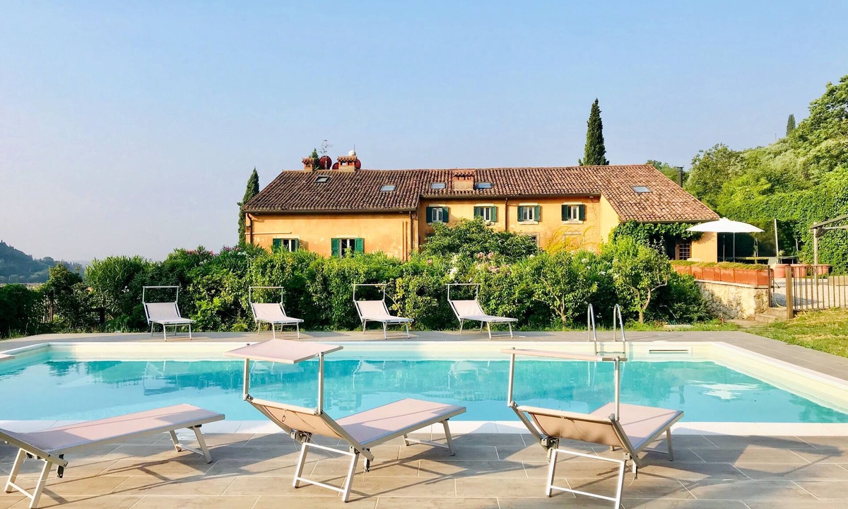 Nord-Ovest Villa | Villa, hills, private pool, very close to Verona. 7 bedrooms, 5 bathrooms.