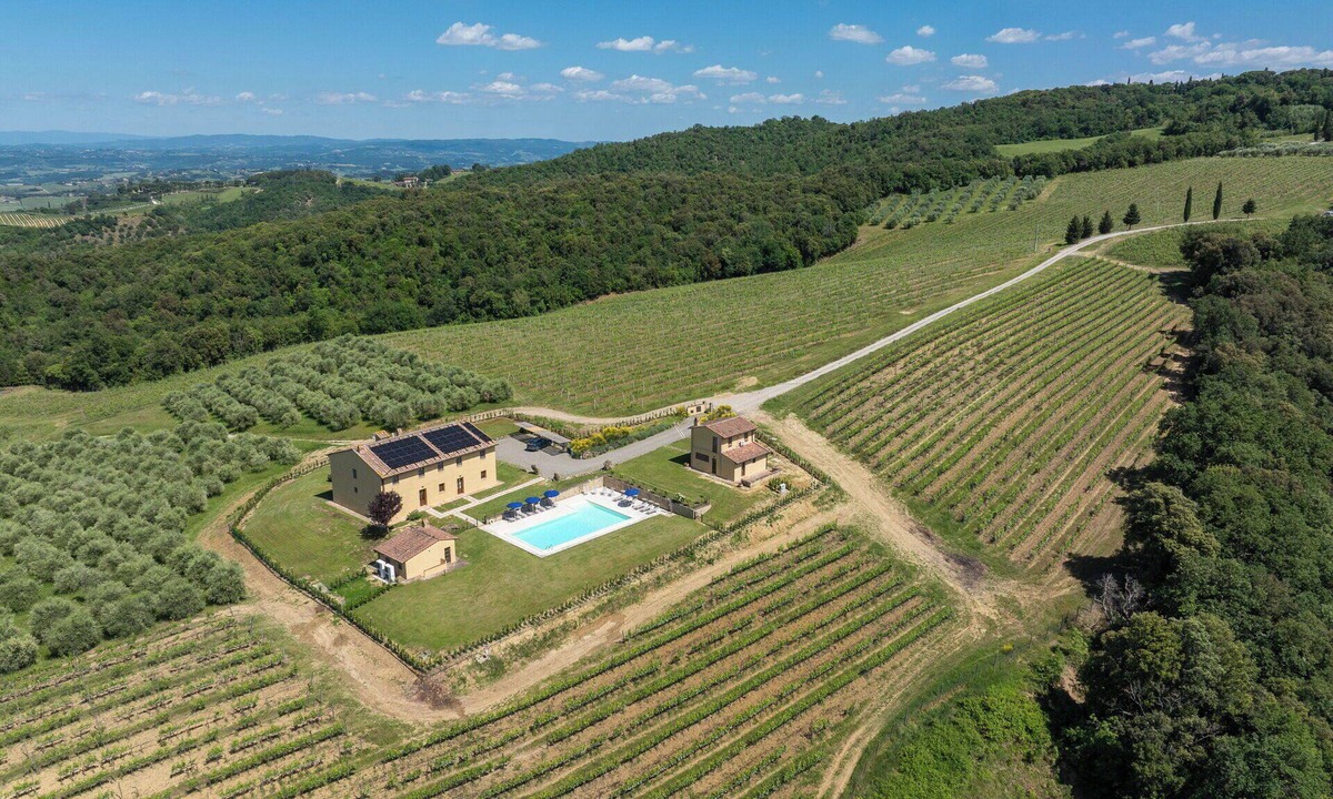 San Gimignano Villa | Villa Il Caggio - Villa with pool near san Gimignano in Tuscany