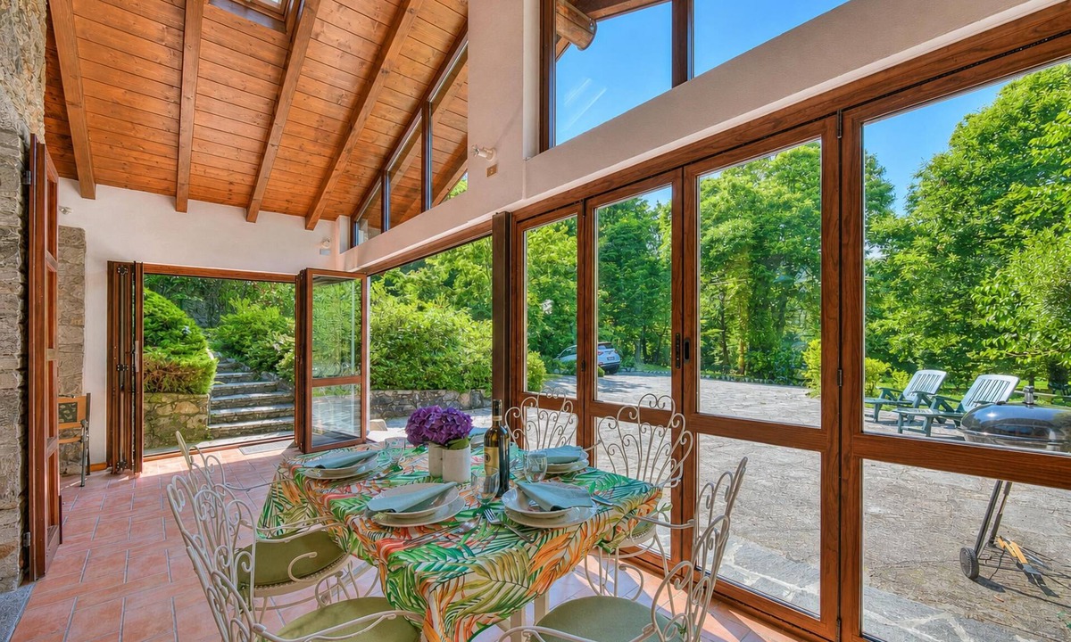 Castelveccana Villa | Villa Il Castagno Few Min From Beach, Castelveccana, Italy