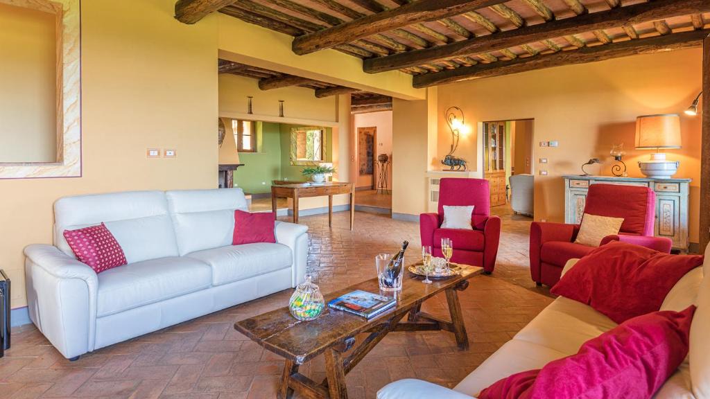 Lucciana Villa | VILLA IL FORAMASSO 10&2, Emma Villas