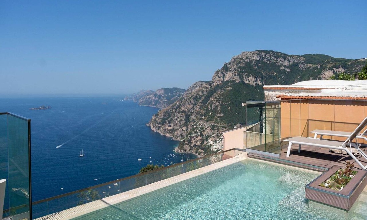 Nocelle Apartment | Villa in Nocelle with Amalfi Coast Views