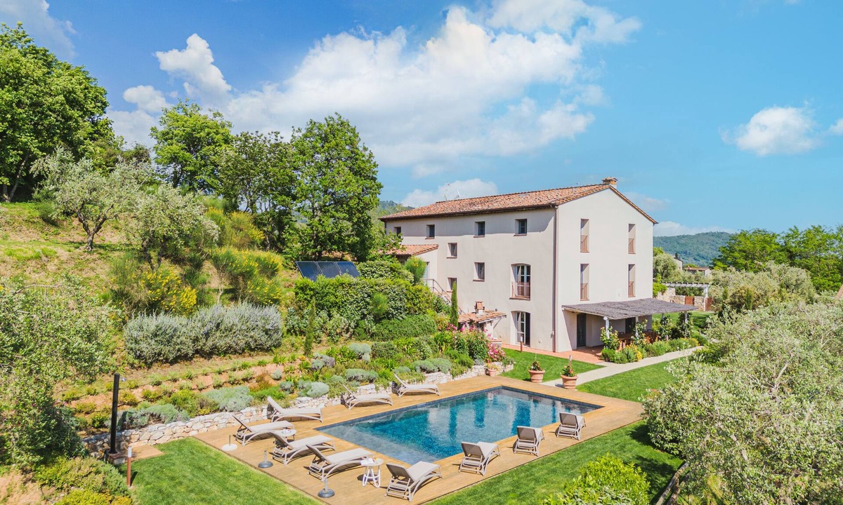 Pescaglia Villa | Villa/Independent home in Lucca with 5 bedrooms sleeps 10