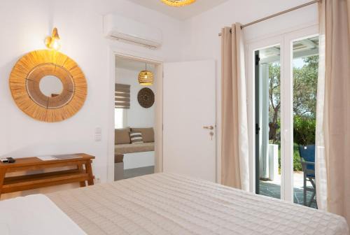 Platis Gialos Apartment | Villa Irini