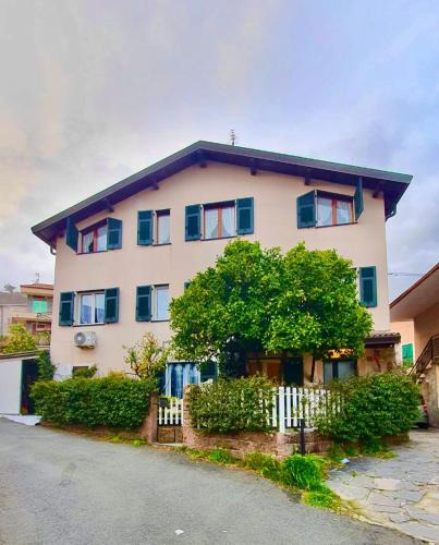 Casarza Ligure Apartment | Villa Iris