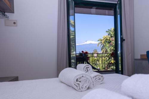 Giardini Naxos House | Villa Iris