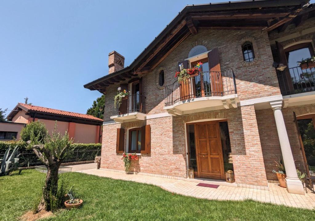 Mogliano Veneto House | Villa Iris