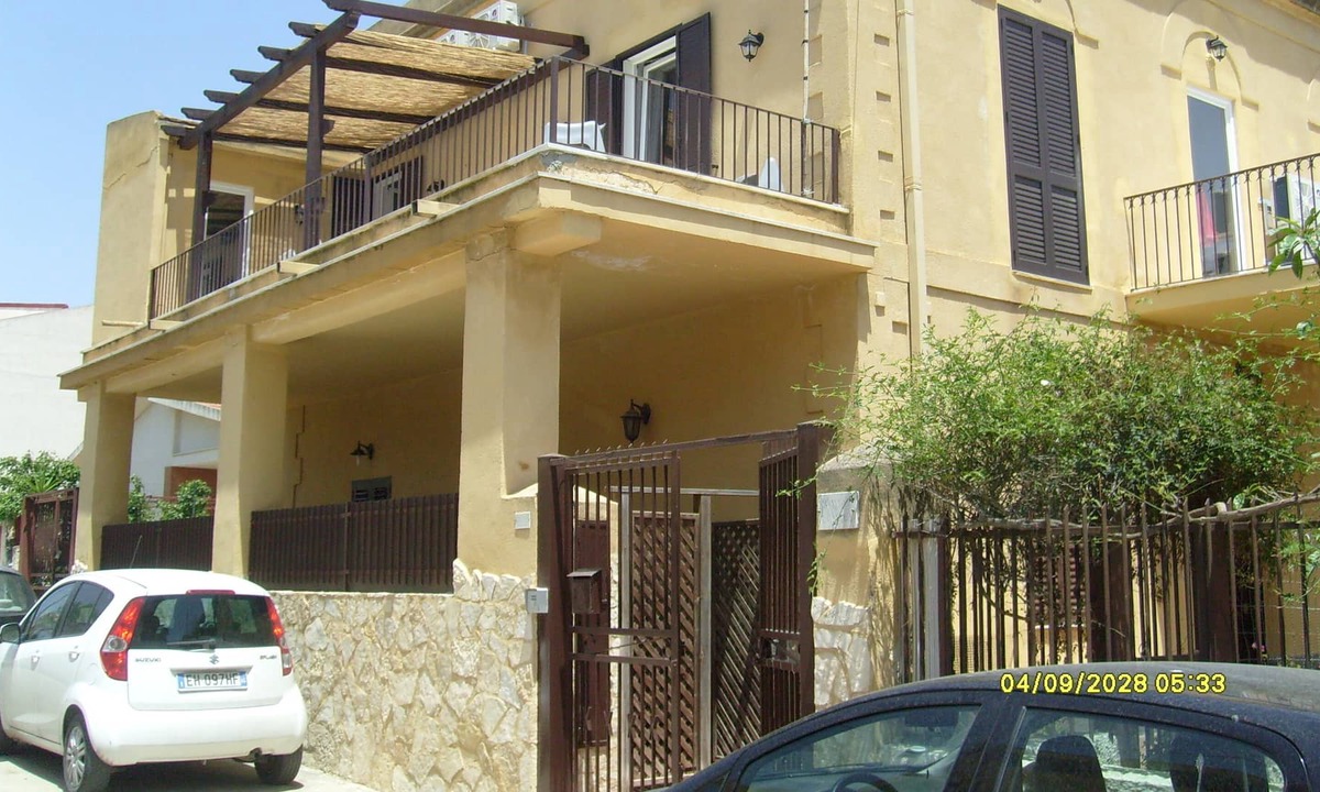 San Leone House | VILLA ISABELLA A FEW STEPS FROM THE SEA, IN THE HEART OF SAN LEONE