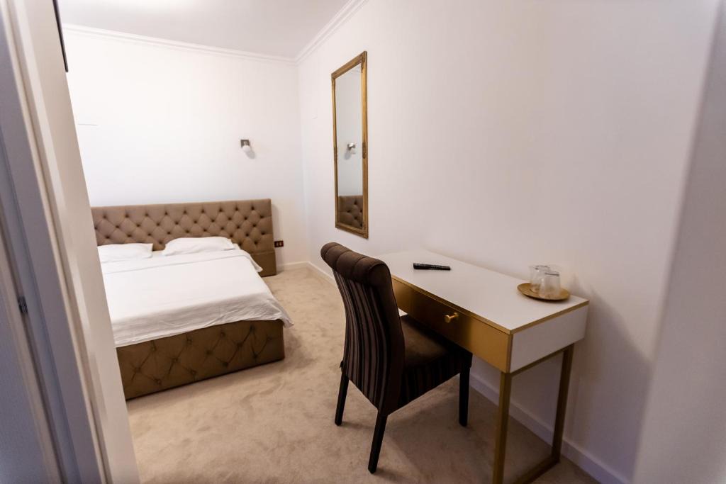 Craiova Hotel | Villa Jolie