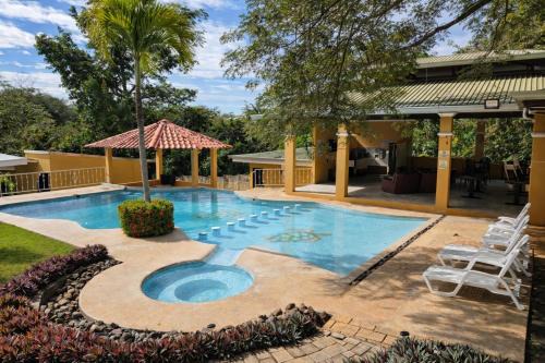 Cerro Plano Apartment | Villa Jr 4, Piscina 24h y Relax, SJO Airport 80min