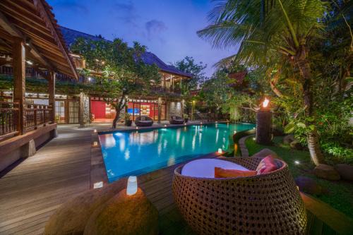 Bukit Villa | Villa Kapungkur