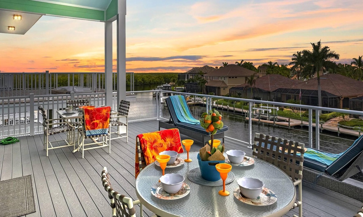 Cape Harbour House | Villa Kylee | Direct Gulf Access, Full Kitchen!