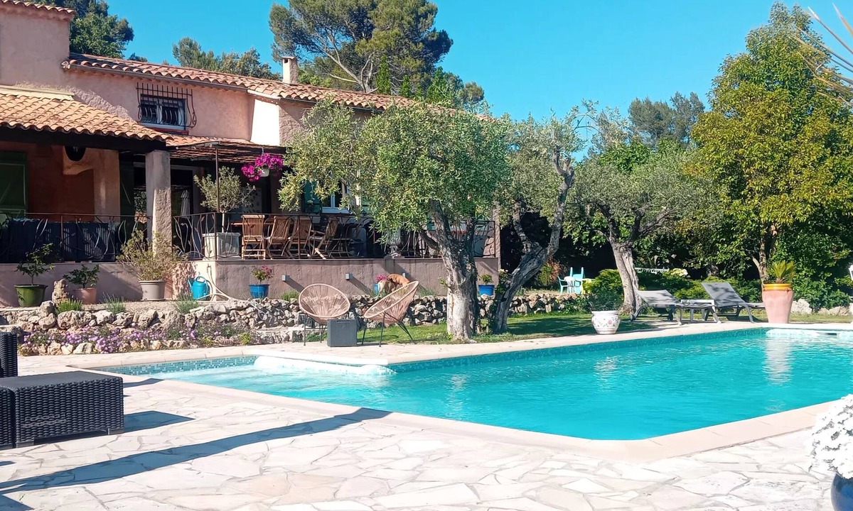 Les Arcs-sur-Argens House | Villa l'Oliveraie sleeps 14