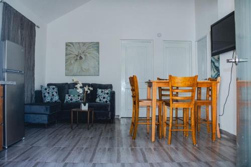 El Centro Villa | Villa La Dueña Las Terrenas