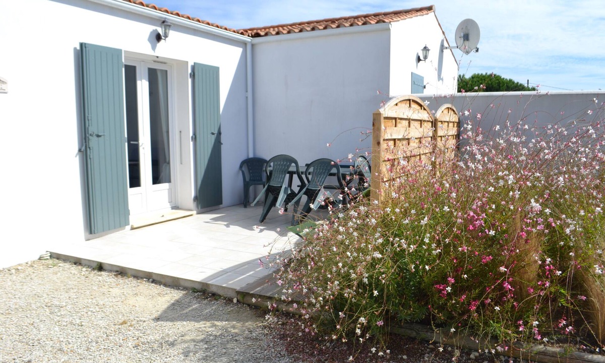 Saint-Pierre-d'Oleron House | Villa La Loubine in the village of Chefmalière