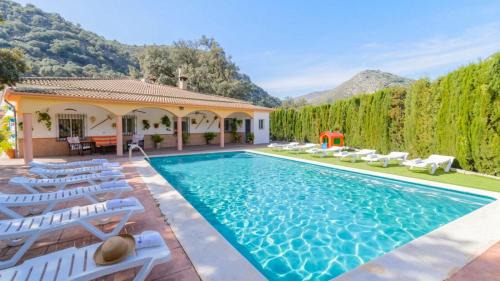 Priego de Cordoba House | Villa la Quinta Priego de Córdoba by Ruralidays