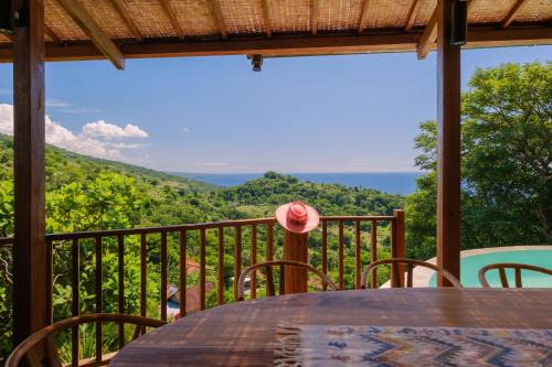 Amed Villa | Villa Layan Hillside Residency with views and infinity pool in Amed