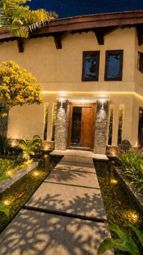 Senggigi Villa | Villa Layar with Private Pool and Ocean View
