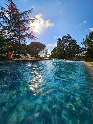 Saint-Vincent-Rive-d'Olt Villa | Villa Les Roques