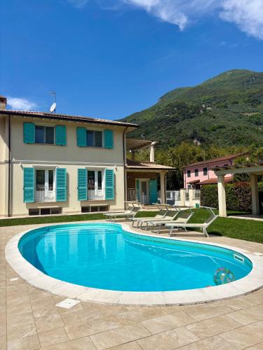 Camaiore Villa | Villa Lena