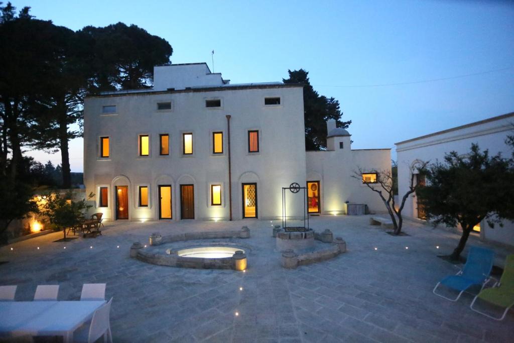 Cutrofiano Bed & Breakfast | Villa Lucrezio Resort