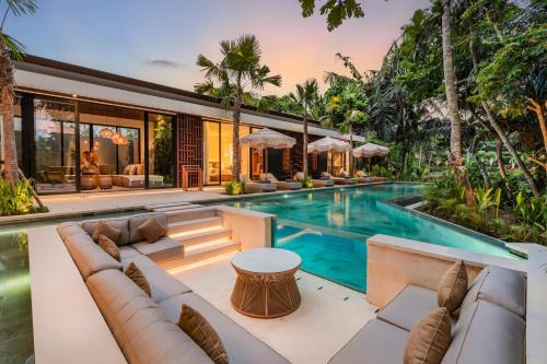 Kemenuh Villa | Villa Lumen by BaliSuperHost