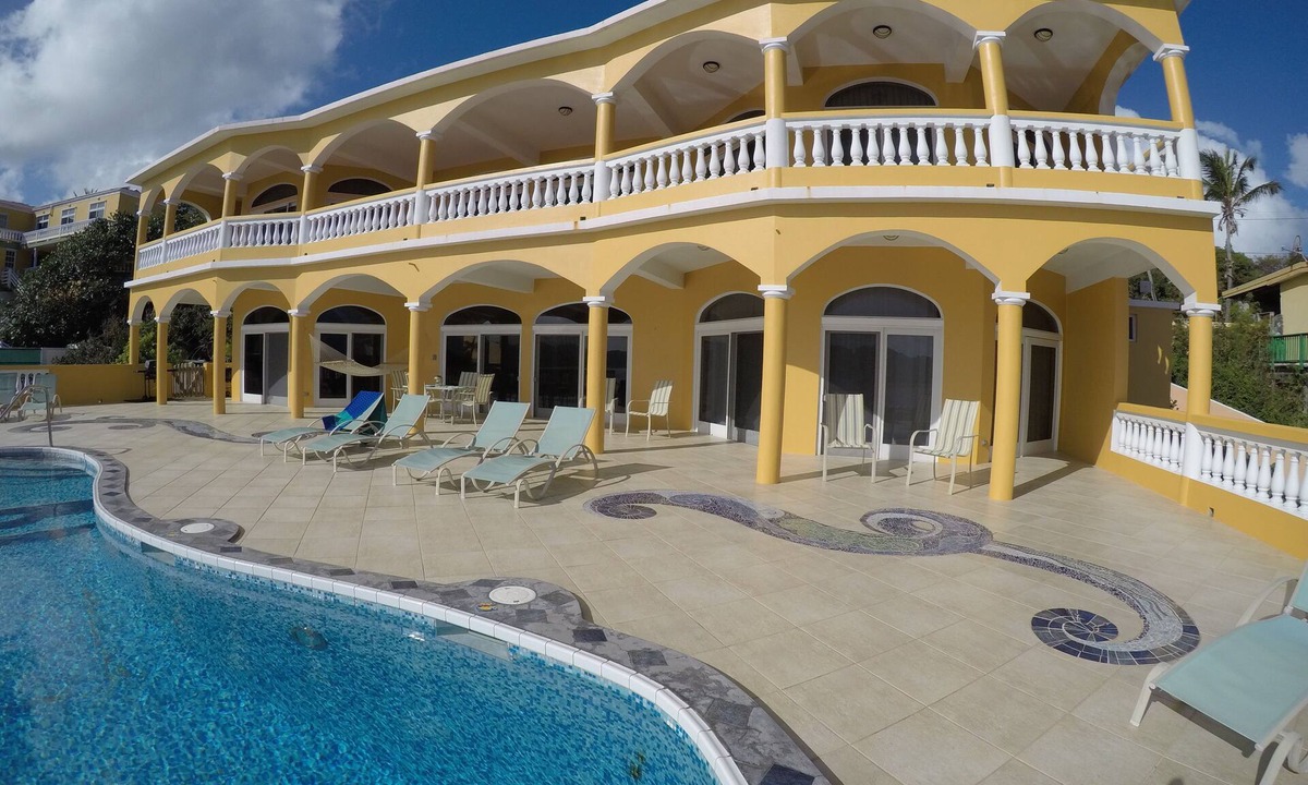 Estate Hull Villa | Villa Magens