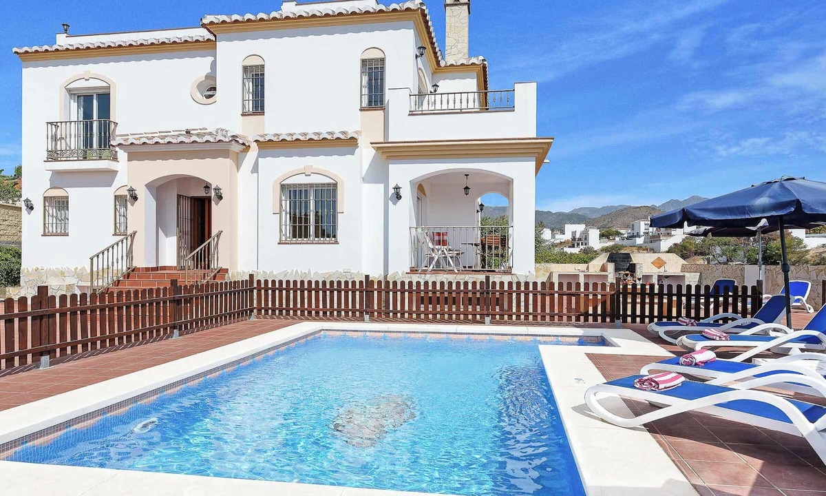 Nerja Villa | Villa Mango - Three Bedroom Villa, Sleeps 6