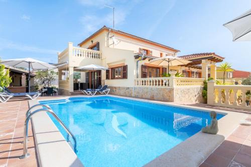 Pedruscada Villa | Villa Manrique