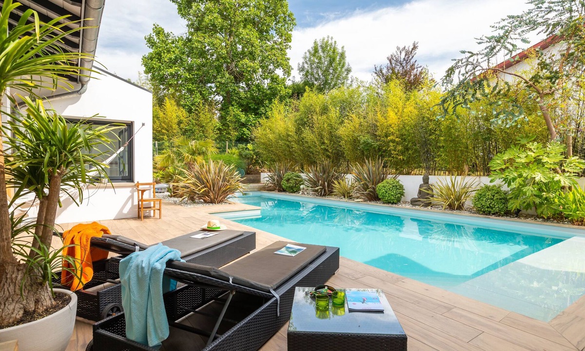 Arcangues Villa | Villa Manureva - Piscine au sel