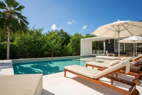 Playa Mujeres House | Villa Marazul 5BR Beach & Golf Access