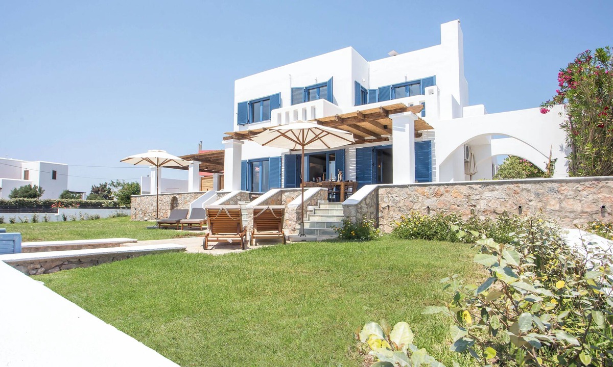 Lahania Villa | Villa Mare Mio – Beachfront, newly rennovated, 3 bedroom
