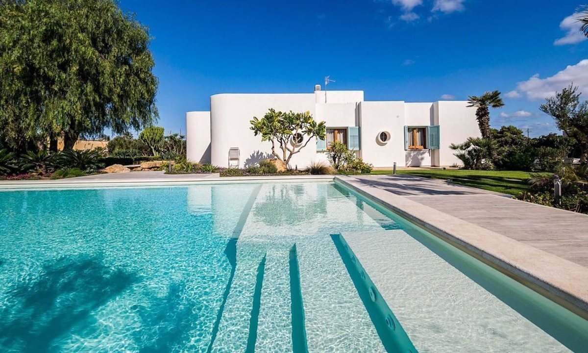 Nubia Villa | Villa Marettimo - Seven Bedroom Villa, Sleeps 14