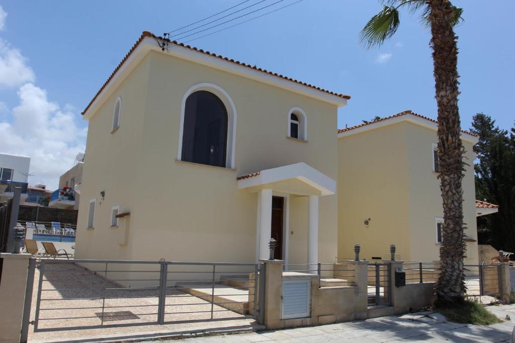 Universal Villa | Villa Marina