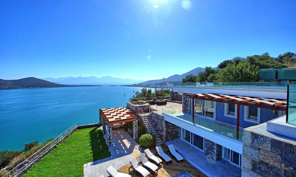 Mavrikiano Villa | Villa Marina - Seaview Villa with private pool for holiday rental in Crete
