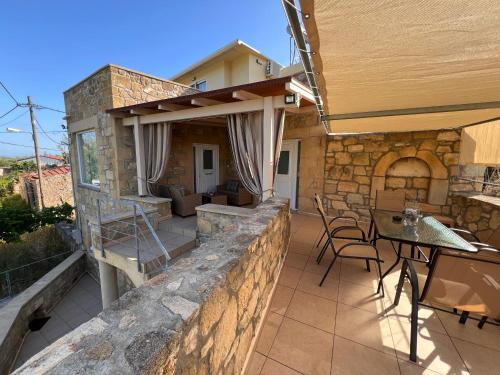 Potamidha Villa | Villa Martini