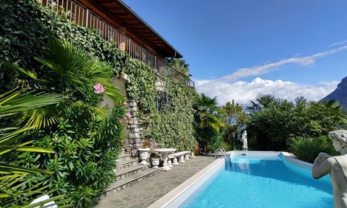 Carlazzo House | Villa Massimo by Interhome