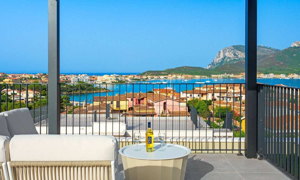 Baia Caddinas Villa | Villa Mathis by Klodge - exquisite seaview villa with pool
