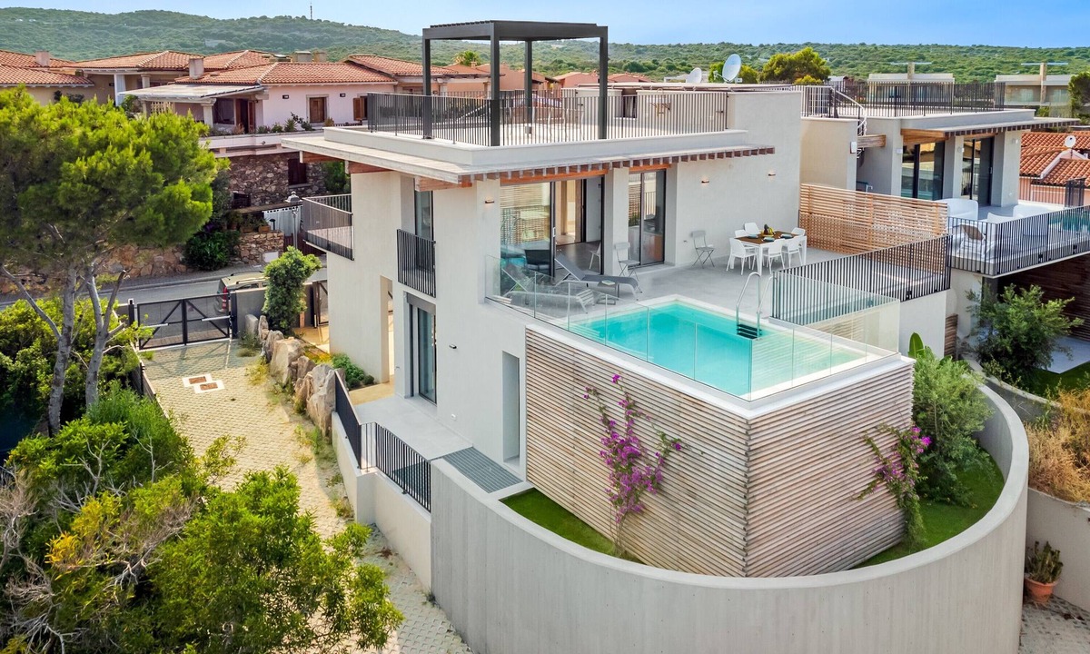 Baia Caddinas Villa | Villa Mathis with Sea View, Wi-Fi and Air Conditioning