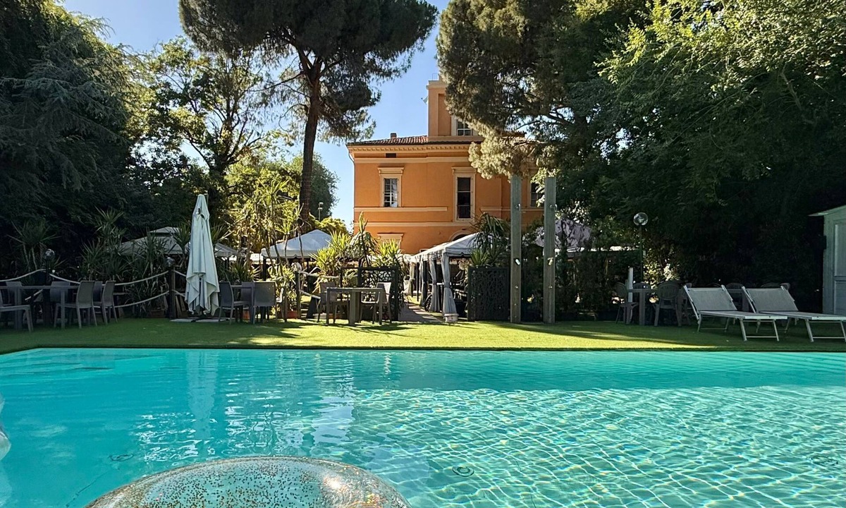 San Donato-San Vitale Villa | Villa Meraville