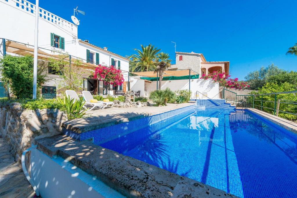 Buger House | Villa MESTAY