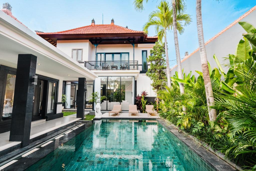 Berawa Villa | Villa Mia Canggu, Shisha & Pool, Finns & Berawa Beach