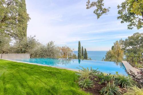 Monte Villa | VILLA MICHELLE Amazing view Pool Beach front