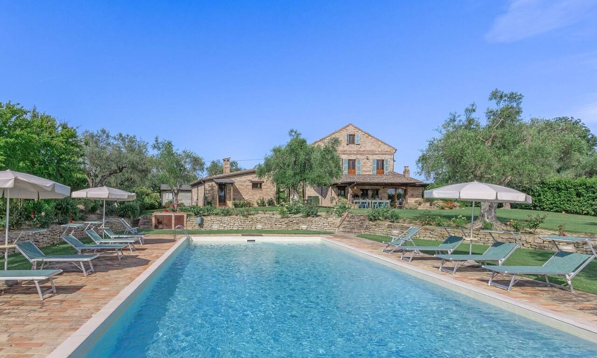 Fermo Villa | Villa Mici, comfortable country house with pool near Fermo, 15 minutes from the Adriatic Coast