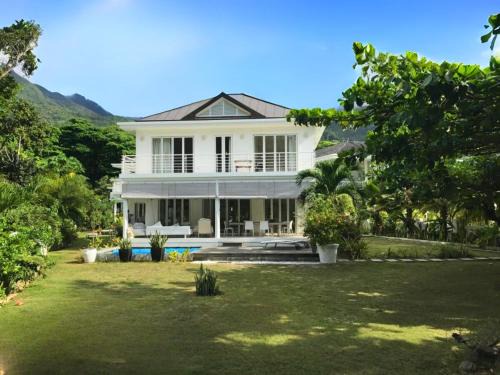 Beau Vallon Villa | Villa Mimi Beachfront Beau Vallon