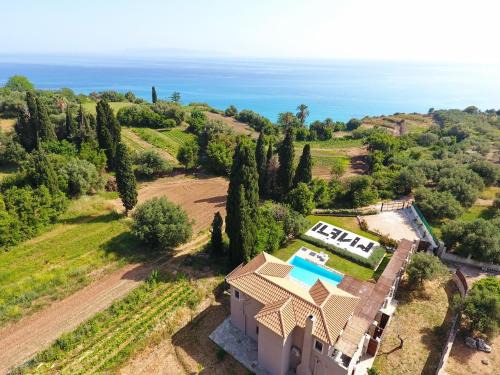 Mousata Villa | Villa Minetti