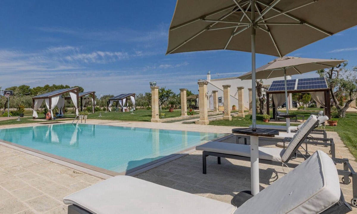 Erchie House | Villa mit privatem Pool im Herzen von Apulien by Interhome