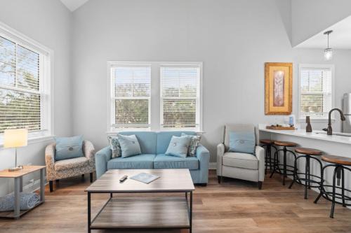 Lincolnville House | Villa Mojito A&B - Historic Downtown