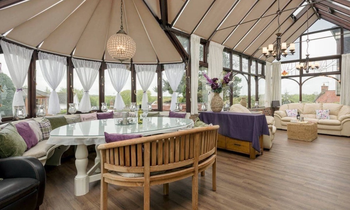 Horning House | Villa Morea