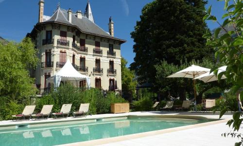 Jausiers Hotel | Villa Morelia